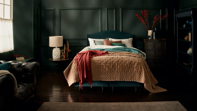 Vispring Original Collection Dressed Bed