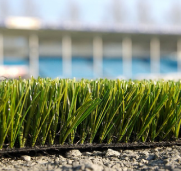 Hay fever? Artificial grass could be the solution!